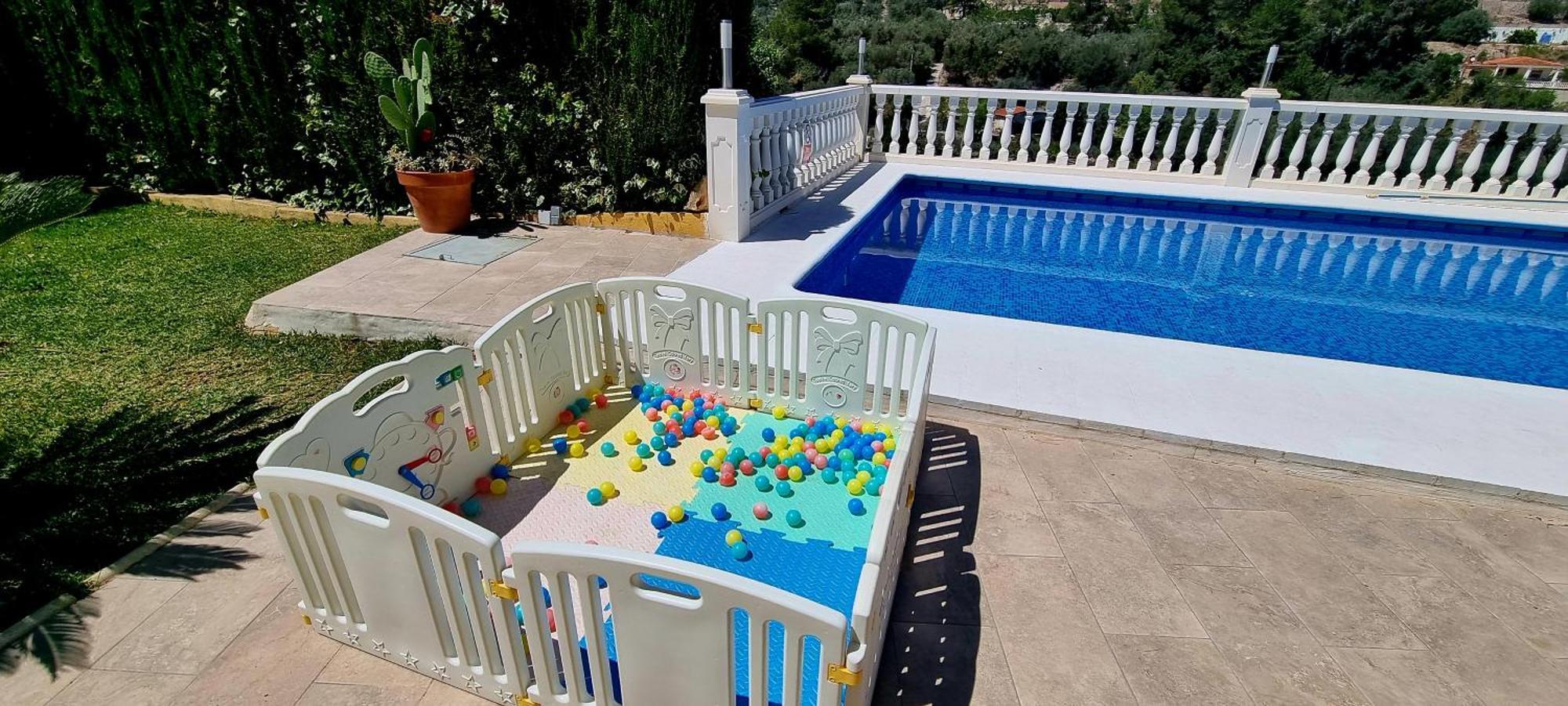 Wonderful Villa, Heated Pool, Near Beautiful Town Alboy Buitenkant foto